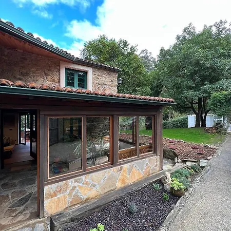 Rural Lambre By Miramar