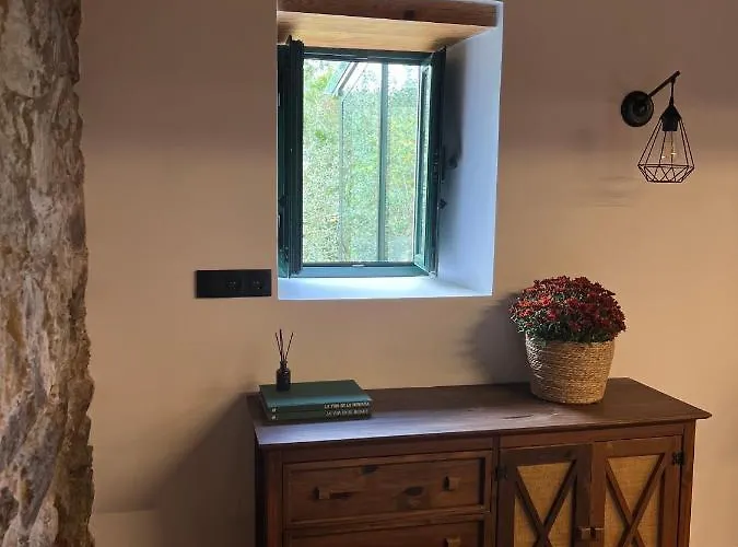 Rural Lambre By Miramar Holiday home *